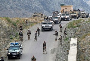 afganistan-da-taliban-a-karsi-operasyon-22-olu-300x203.jpg