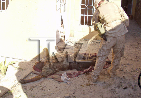iraq-soldier-bodies-on-fire-marine-investigation-photos-03-480w.jpg