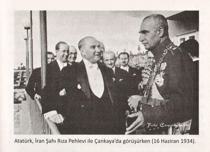 Rıza pffehlevi ataturk.jpg